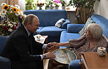 Путин лично поздравил Алексееву с 90-летием