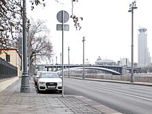 В Москве предложили выдавать парковочные места при сносе гаражей