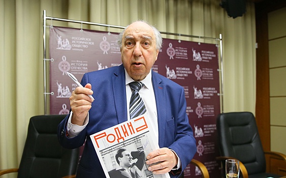 Премьер-министр Михаил Мишустин вручил журналу "Родина" премию правительства РФ