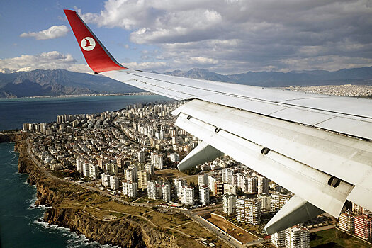 АТОР: Около 4 млн россиян могут посетить Турцию в этом году