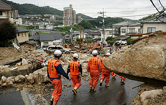 Канада заявила о готовности помочь Японии в связи с гибелью людей из-за ливней