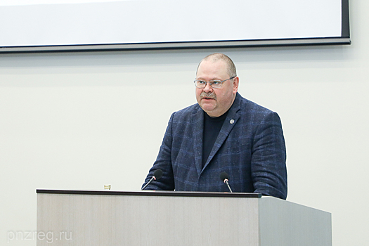 Олег Мельниченко поблагодарил пензенских медиков за работу