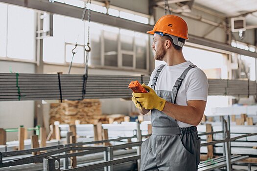 Ярославский судостроительный завод арестован по иску прокуратуры