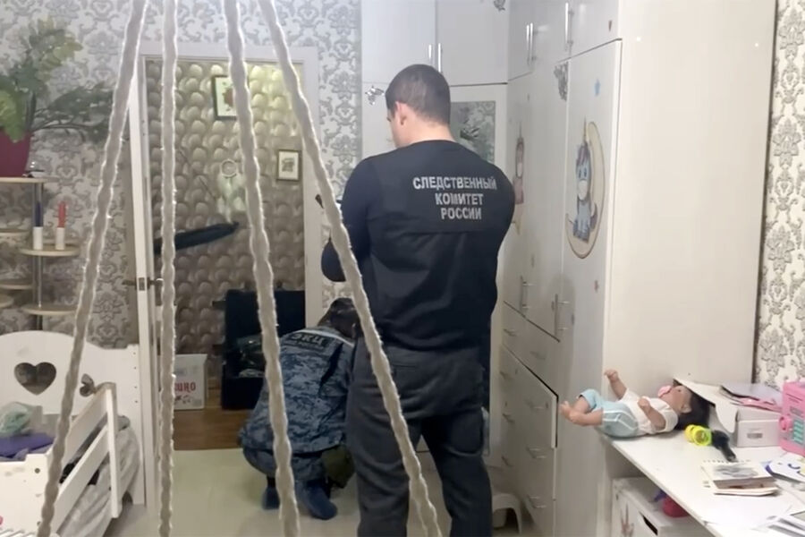 Мама красавица, дети опрятные: соседи  о семье, где девочка призналась в убийстве сестер