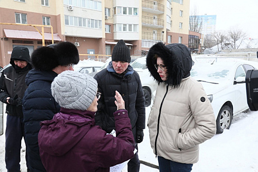 "Воскресник" в разгаре: глава Самары проверяет, как городские улицы расчищают от выпавшего снега