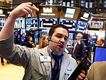 Индекс Dow повысился на трехзначное значение