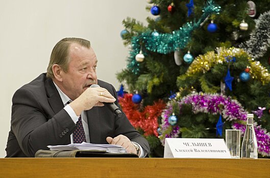 Префект ЮАО провел встречу с жителями округа в Зябликове