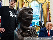 FT заявила о панике инвесторов и угрозе «чисток» из-за ссоры Маска и Трампа