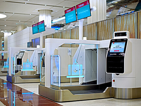 Emirates установил специальным киоски саморегистрации на рейс в аэропорту Дубая