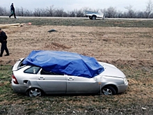 Под Волгоградом водитель авто с прицепом вылетел в кювет при обгоне