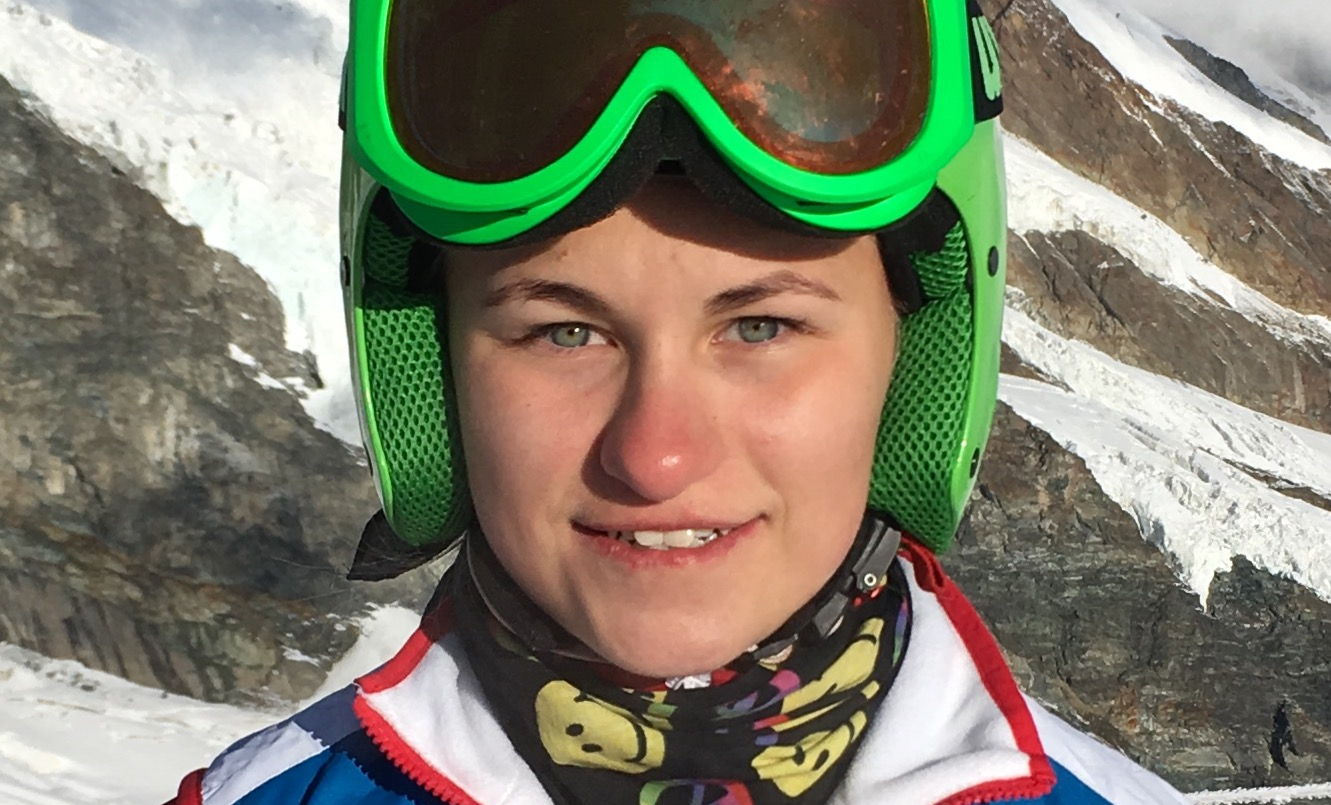 Спортсменке сборной России по ски-кроссу Марии Добровой разбили голову в отеле