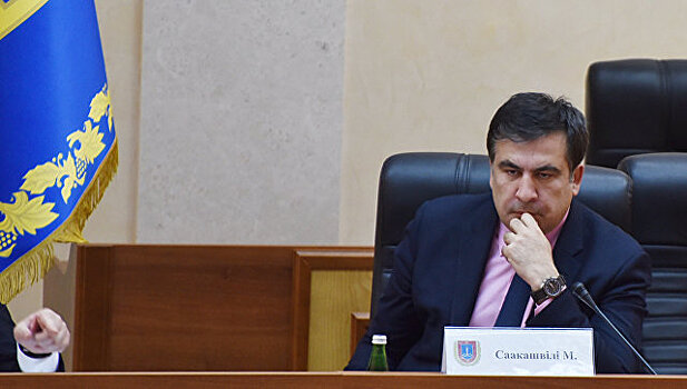 Порошенко просят назначить Саакашвили послом Украины в Грузии