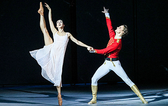 Новый "Щелкунчик", английское Рождество и сказки: подборка детских новогодних спектаклей