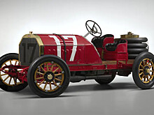 117-летний спорткар выставят на торги в США