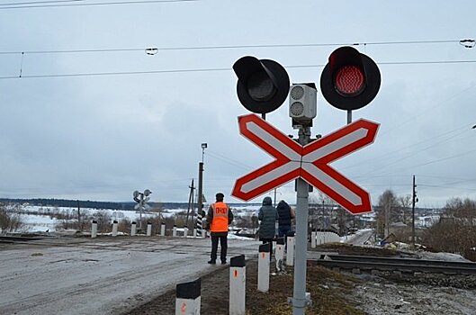 ГЖД усилила безопасность на переездах