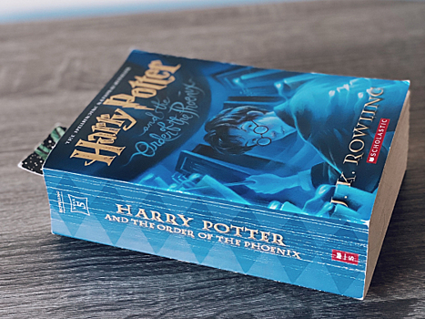 «ЛитРес» и MyBook снимут с продажи все книги о Гарри Поттере по решению правообладателя