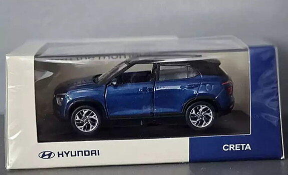 Работникам завода Hyundai в РФ подарили масштабные модели Hyundai Creta