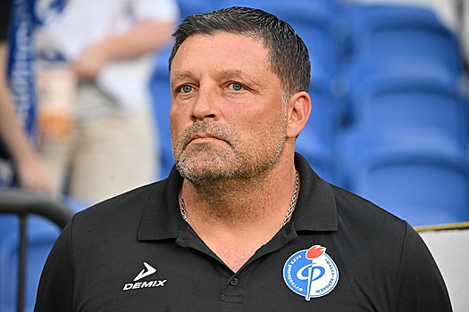 Игорь Черевченко покинул пост главного тренера футбольного клуба "Факел"