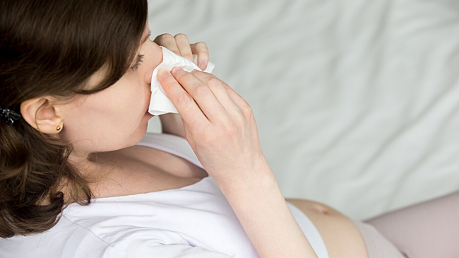 Ринит беременных: стоит ли будущим мамам волноваться? Отвечает отоларинголог