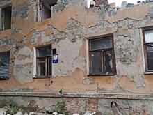 Жители Октябрьского района пожаловались на «дом-призрак»