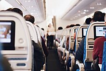 Стюардесса раскрыла бесплатную услугу на всех самолетах для пожилых пассажиров