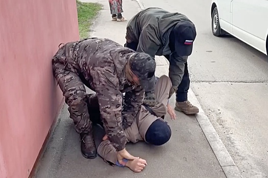 ФСБ показала видео задержания главы орловского филиала Россельхозбанка