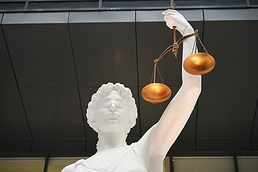 Суд рассмотрит иск о компенсации потерпевшей по делу об изнасиловании полицейскими в Уфе