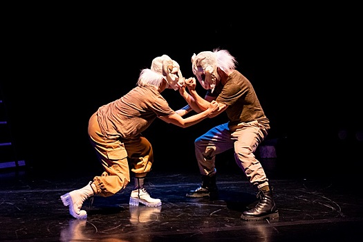 Последний показ премьерного спектакля про отношения в Челябинском театре современного танца