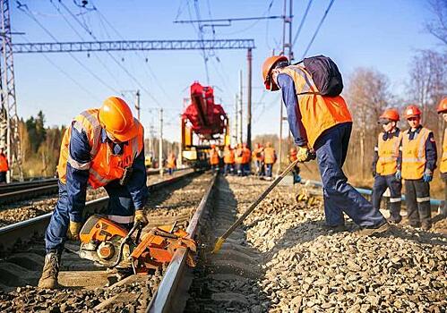 Средняя зарплата в РЖД выросла почти на 11%