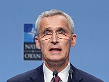 Вице-премьер Италии назвал генсека НАТО «опасным господином»