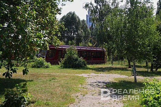 В Казани трамвай №4 временно приостановил движение из-за ДТП