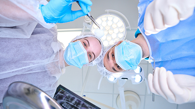 Хирург предостерёг от опасных ошибок после удаления зуба