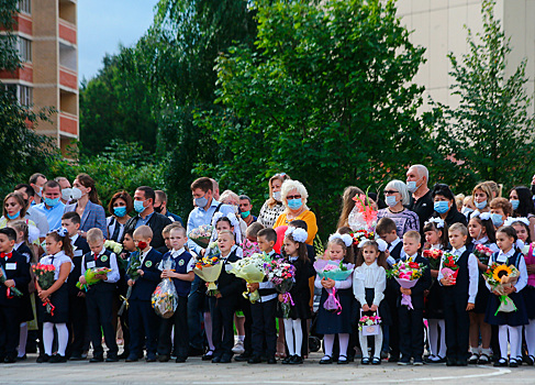 Эксперт рассказал, во сколько россиянам обошлись цветы на 1 сентября