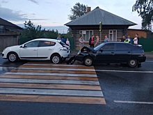 В Яранском районе девушка на «ВАЗе» врезалась в «Рено»