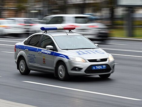 Легковушка перевернулась на МКАД