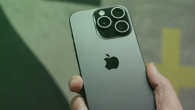 В Сеть слили чертежи iPhone 16 Pro — телефон станет еще больше