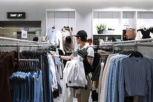 FCG: уход зарубежных брендов спровоцировал рост стоимости одежды в России на 30%