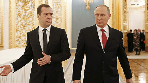 СМИ: Кремль готовит досрочные выборы в Госдуму, спикером может стать Медведев