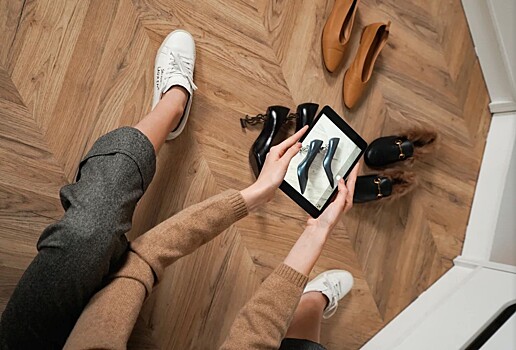 Разгрузить гардероб в два клика: как ресейл-платформа Oskelly борется с забитыми шкафами