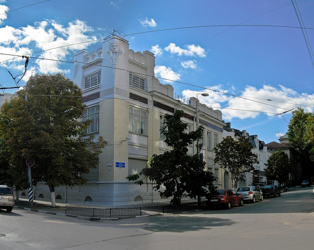 Дом со сфинксом, Саратов, Российская Федерация