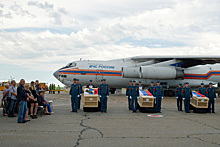 Самолет с телами членов экипажа Ил-76 прошел на низкой высоте над Раменским