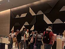 Что получили туристы взамен на задержку в 17 часов