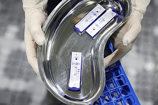 Объяснена причина отказа от введения QR-кодов по антителам к COVID-19