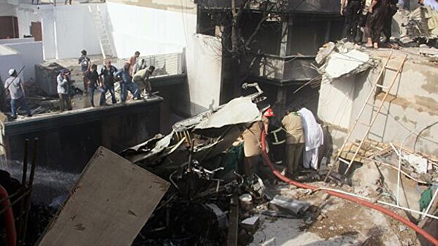 В Пакистане нашли речевой самописец разбившегося под Карачи Airbus А320