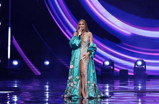 В Армении назвали траты на концерт Лопес антиконституционными