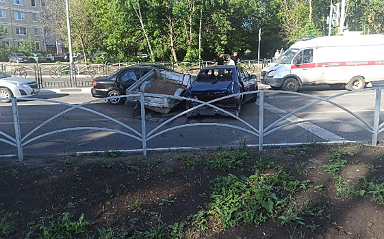 Появились подробности ДТП с участием легковушки с прицепом в Рязани