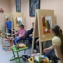 В Досуговом центре «Соколинка» продолжаются творческие и спортивные занятия