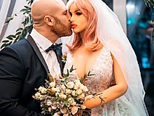 Женатый на кукле бодибилдер решил стать многоженцем