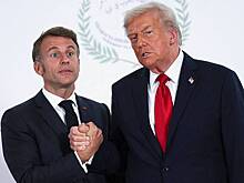 Трамп показал свою переписку с Макроном и генсеком НАТО. О чем они пишут и как это выглядит