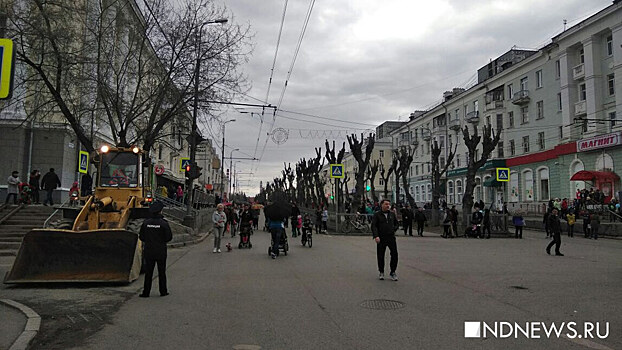 Митинг в честь Дня Победы состоялся в московском электродепо "Северное"